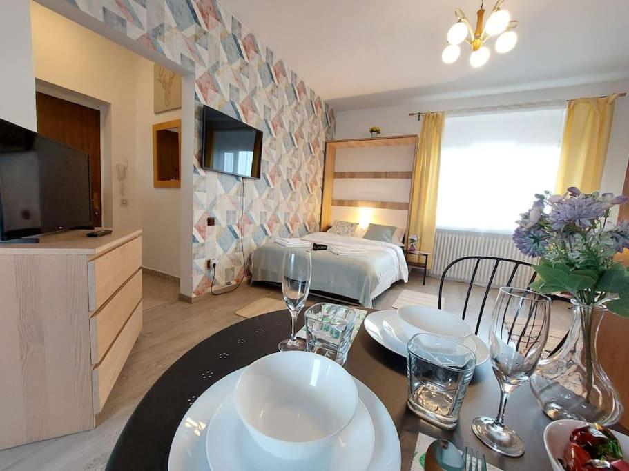 Sweet Dreams Suites Panoramic Studio Zodiac Dorobanti Bucareste Exterior foto